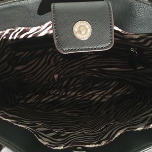 Dana Buchman Bags - Dana Bachman Tote Bag Dana Buchman Bags - Dana Bachman Tote Bag